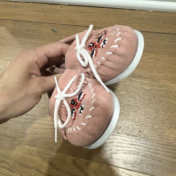 Minnetonka Aztec Moccasins Childrens Thunderbird Light Pink Suede Girls Size 3 - Picture 7 of 8